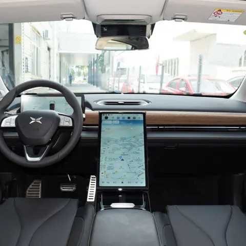 In  Stock Auto Xpeng P5 2022 460E  Economical Lithium Electric Cars Ev Car  High Quality  Made In China Adults 4 Wheels Electric