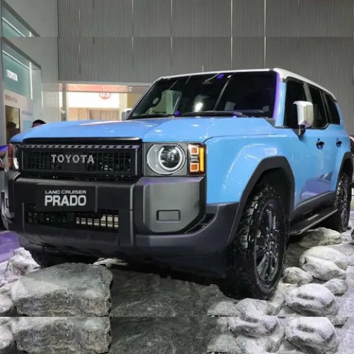 2024 TOYOTAS Prado Lands Cruiser hybrid car suv  Chat now Compare 5-seats AWD