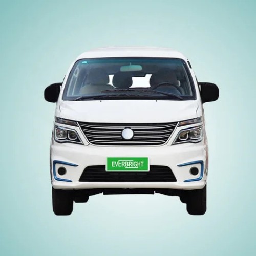 Chinese Factory City New 4 Wheels Electric Car And Vehicle super us car everbright cars DongFeng LINGZHI M5 Used Autos