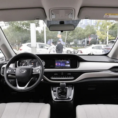 Luxury Seven Seats Used Car In Stock Guangqi Auto Good Quality Big Space Mpv Car Hiace GAC Trumpchi M6