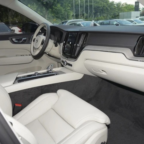 Auto Volvo Xc60 Recharge In Stock New Energy Car 2023 T8 Four-Wheel Drive Long-Range Zhiyuan Deluxe Edition  New Energy Car